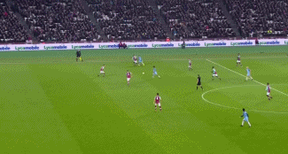 曼联客战狼队首发：库尼亚领衔战旧主、姆伯莫、B费先发