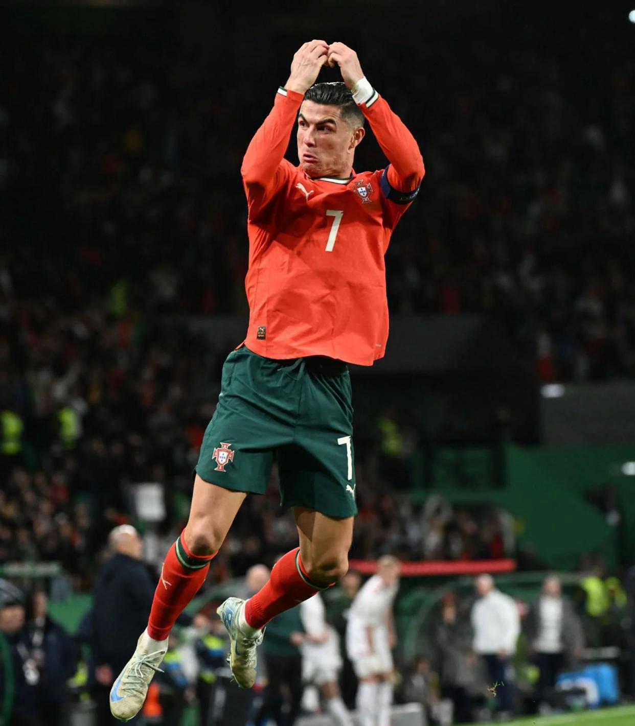 西甲前瞻：埃尔切盼结束7轮不胜，赫罗纳欲抢分逃离降级区