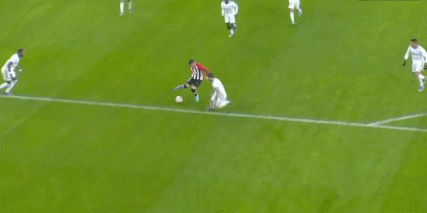 让哈兰德“歇一歇”！昔日MVP走回正轨，他应当接过曼城领军大旗