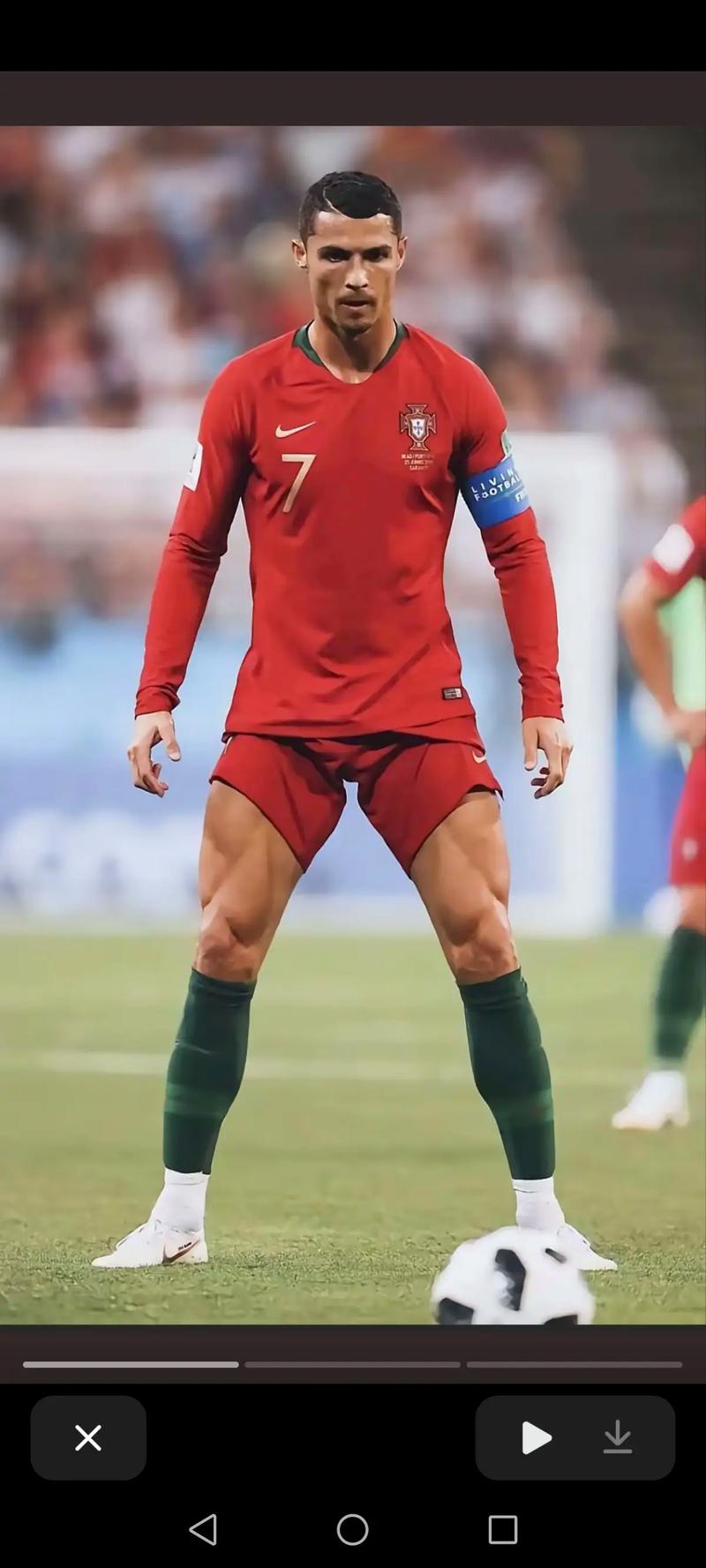 半场战报：勒沃库森0-1多特，安塞尔米诺头槌破门