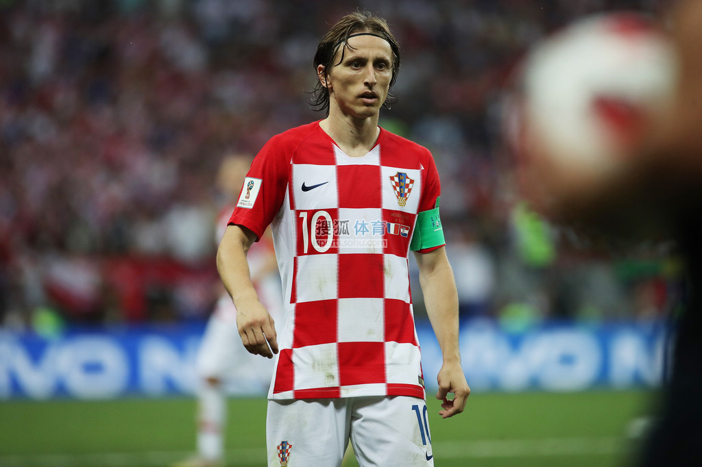 官方：柬埔寨归化原乌兹别克斯坦籍中场米尔扎耶夫